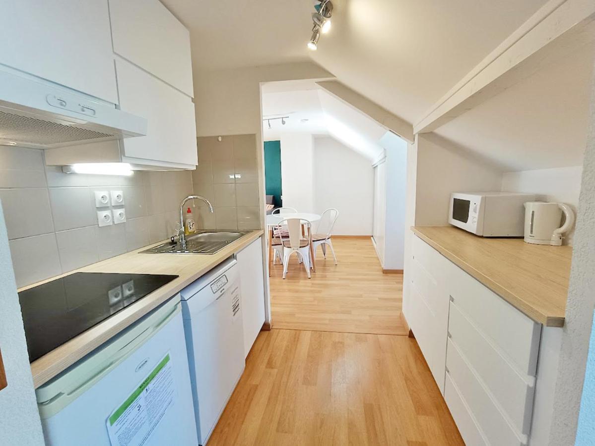 L'Esquiros, Studio, Centre Luchon, Casier A Skis, Wifi, Ascenseur, 3 Personnes Bagnères-de-Luchon Esterno foto