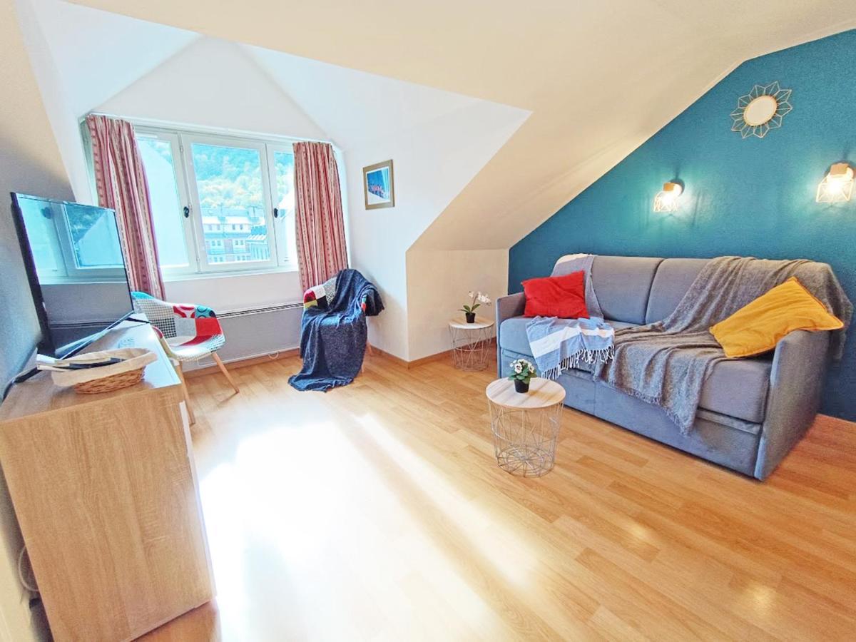 L'Esquiros, Studio, Centre Luchon, Casier A Skis, Wifi, Ascenseur, 3 Personnes Bagnères-de-Luchon Esterno foto